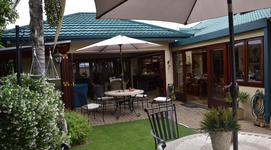 Exterior & Views 2, Lamor Guest House, Nkangala