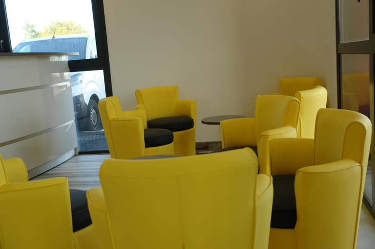 Public Area 3, Brit Hotel Confort Loches, Indre-et-Loire