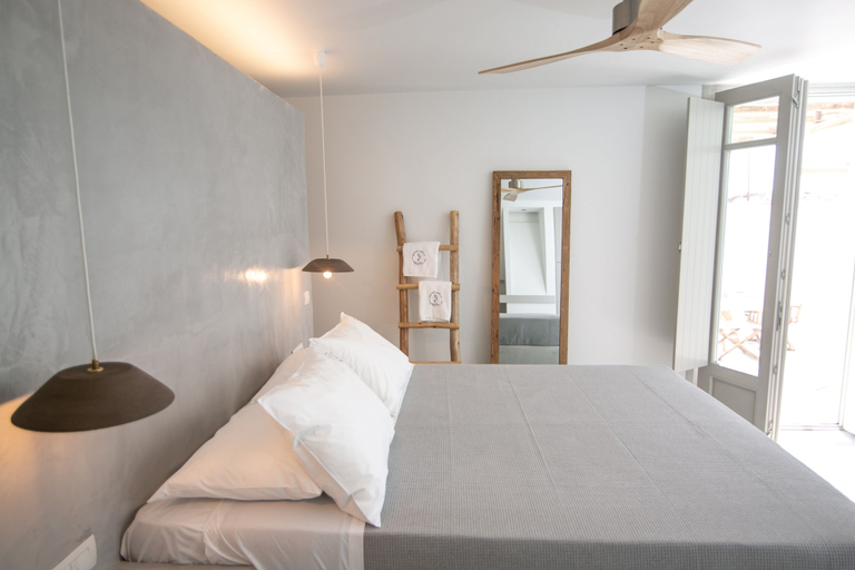 Bedroom 3, Thimari Lodge, South Aegean