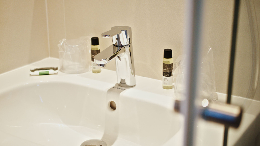 Bathroom 5, Hotel Spot Family Suites, Porto