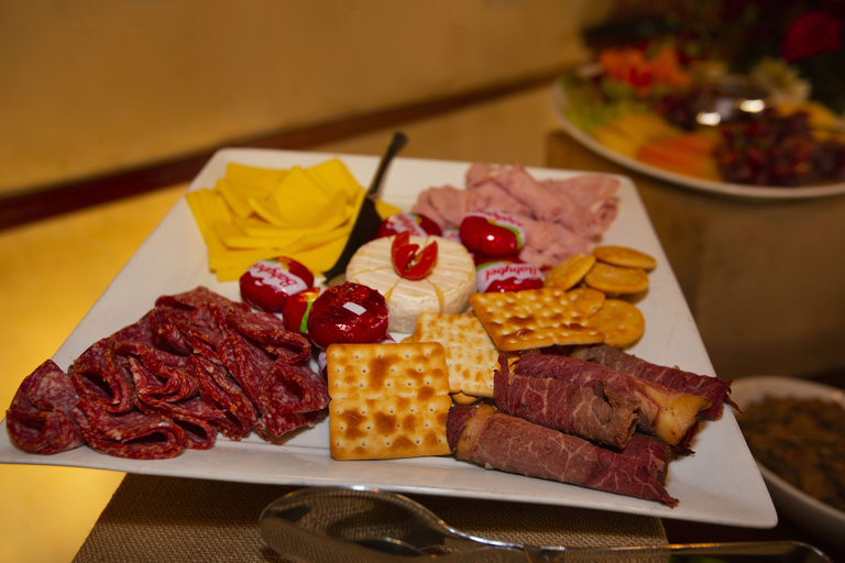 Food & Drinks 5, Island Safari Lodge, Ngamiland East