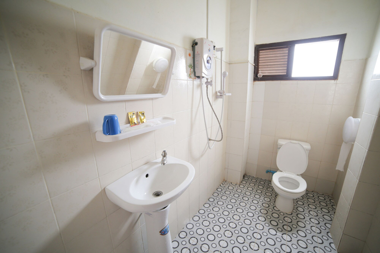 Bathroom 4, Maylay Guesthouse, Vangvieng