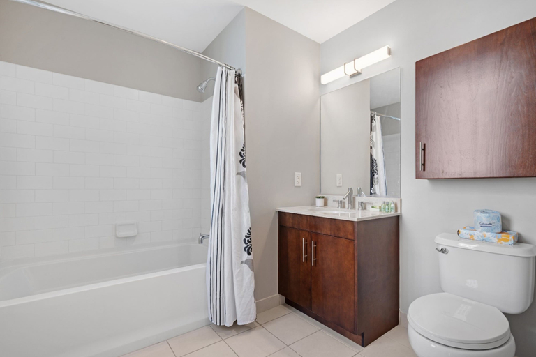 Bathroom 5, Global Luxury Suites Downtown Jersey City, Jersey City