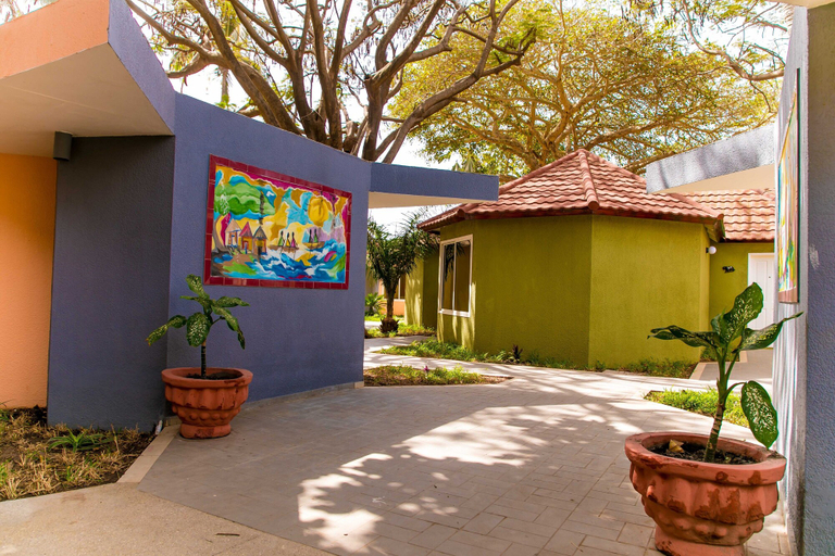 Exterior & Views 2, Tropic Gardens Hotel, Kanifing