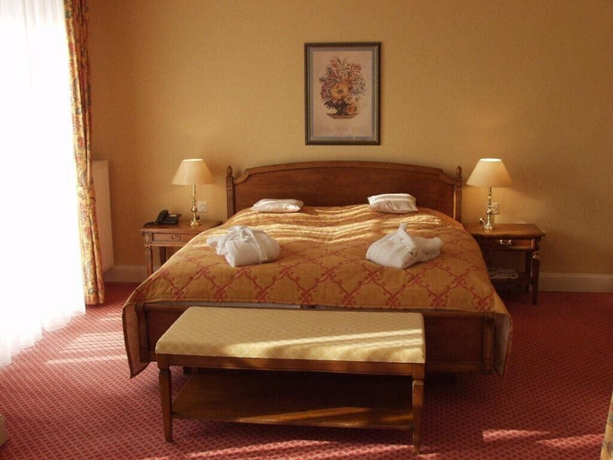 Bedroom 4, Genießer Hotel Altes Gymnasium, Nordfriesland