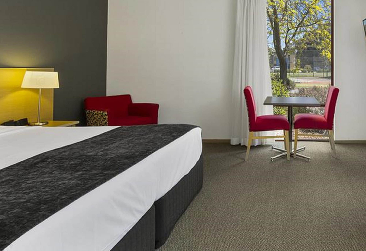Bedroom 3, Quality Inn and Suites Traralgon, Latrobe - Traralgon