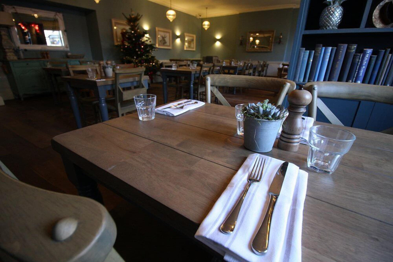 Food & Drinks 5, The Lansdowne Hotel, Wiltshire