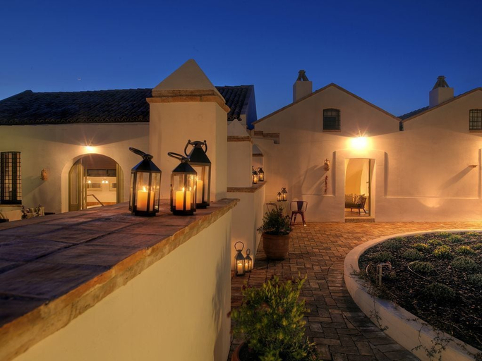 Exterior & Views 3, Torre Fiore Hotel Masseria, Matera