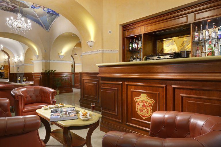 Food & Drinks 5, Clarion Collection Hotel Principessa Isabella, Rome