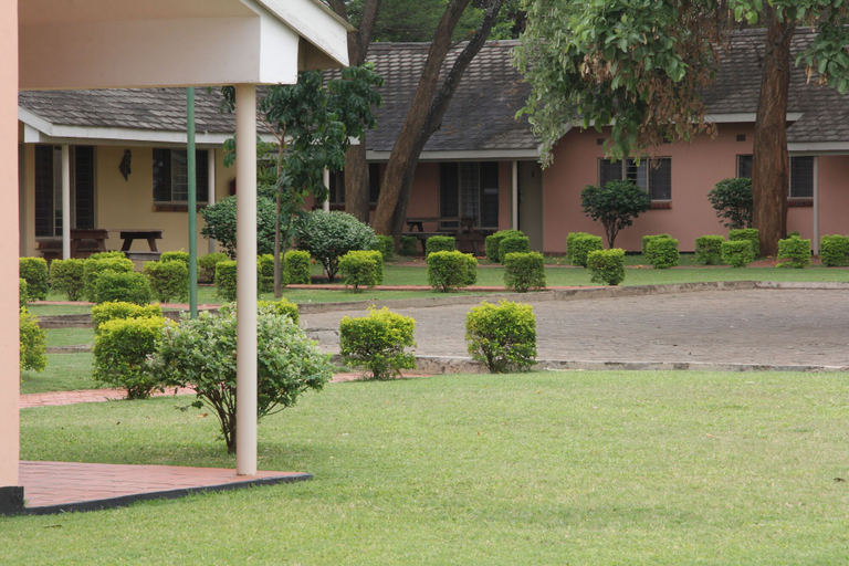 Others 5, Victoria Apartments, Livingstone