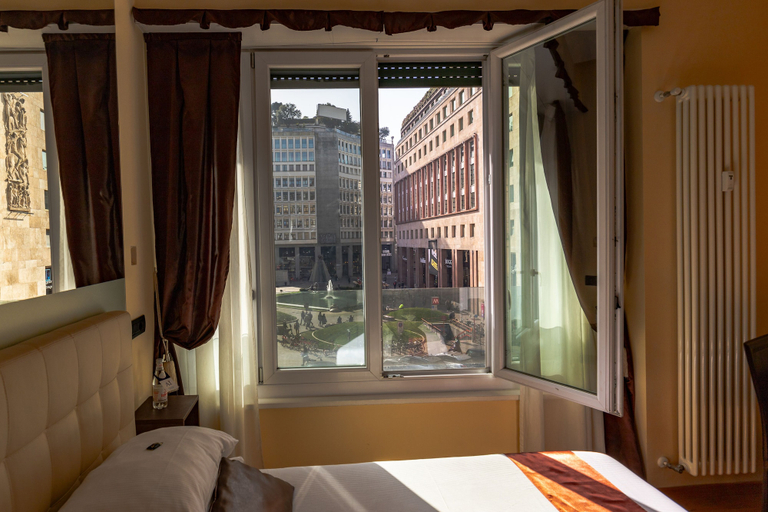 Bedroom 2, AH - Fashion District, Milano