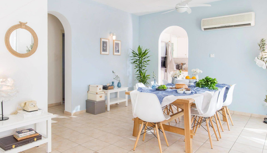 Others 5, Villa Eva
