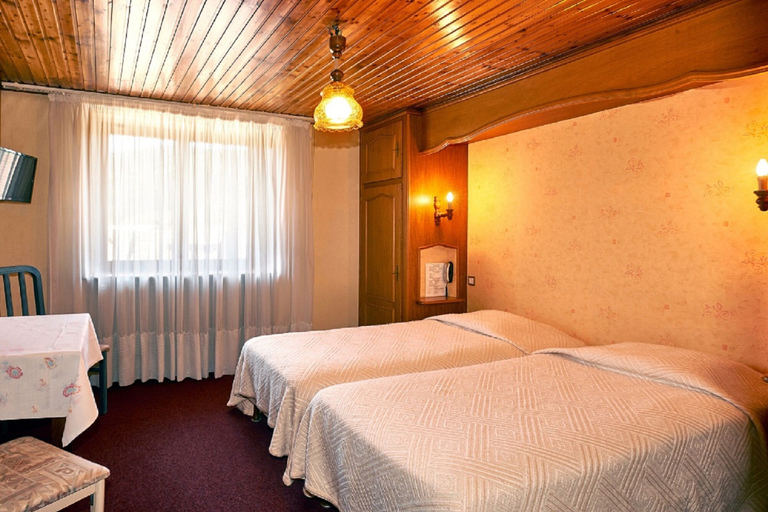 Bedroom 1, Le Clos du Hahnenberg, Bas-Rhin