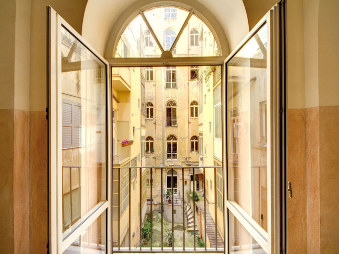 Others 4, Colosseo Panoramic Rooms, Rome