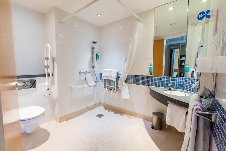 Bathroom 4, Holiday Inn Express NORWICH by IHG, Norfolk
