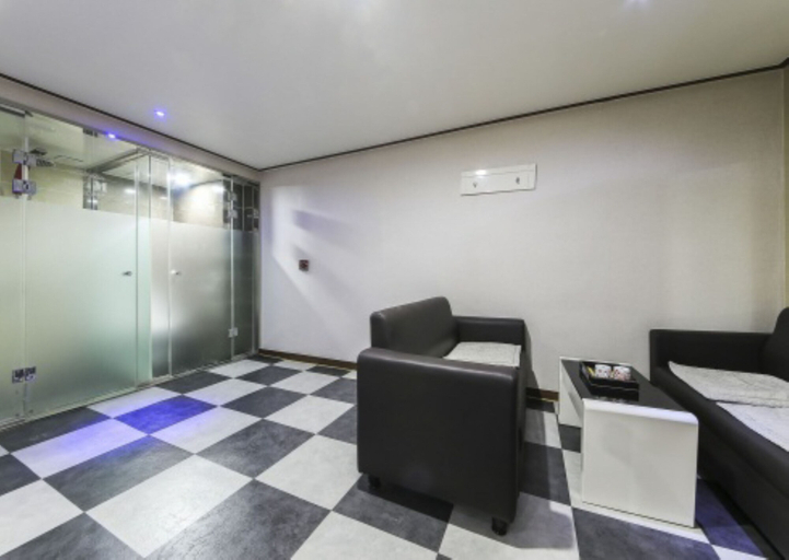 Others 5, M Hotel, Gimpo