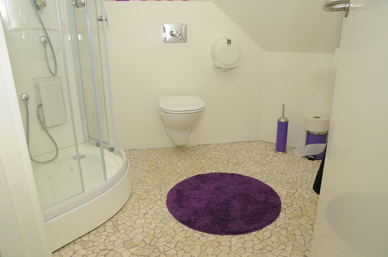 Bathroom 4, Hotel Coco Aps, Esbjerg