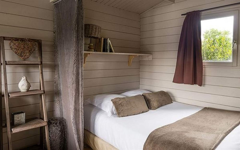 Bedroom 4, Hôtel Quai des Pontis, Charente