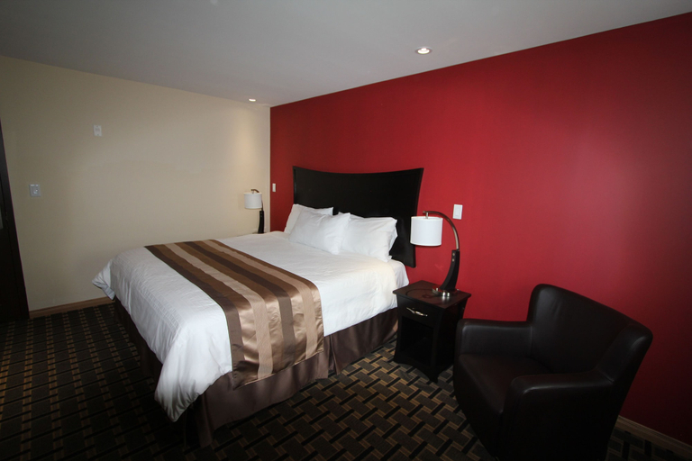 Bedroom 2, Masterson's Motel, Lennox and Addington