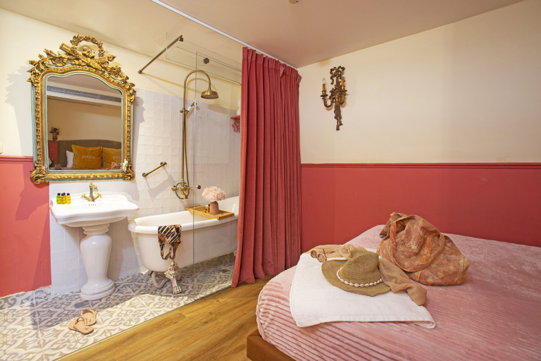 Bedroom 2, The Elliot - Adults only