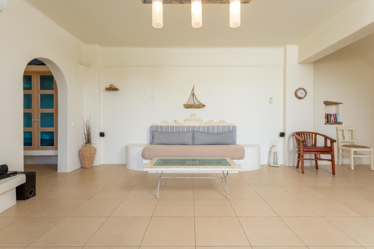 Others 1, Villa Liakada, Crete