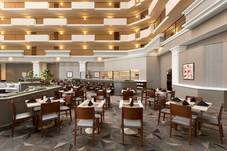 Food & Drinks 4, Hilton Chicago/Oak Brook Suites, Dupage
