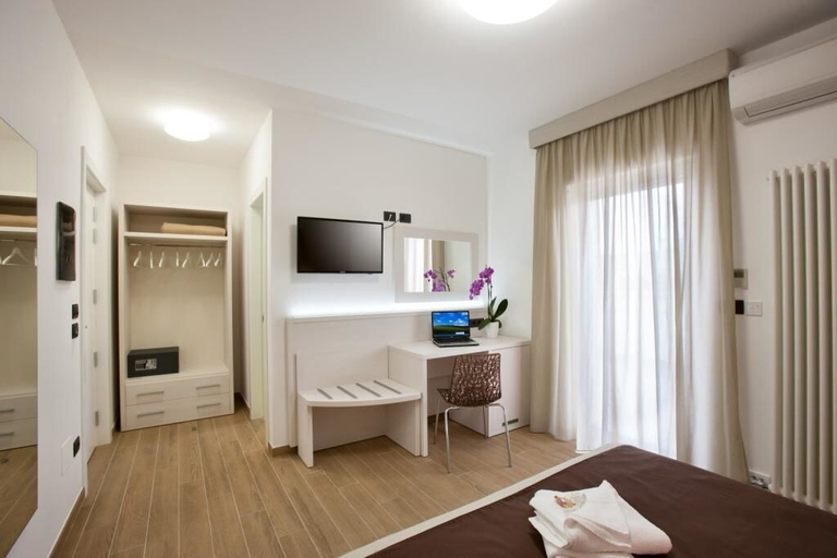 Bedroom 2, Bed & Breakfast Aria di Mare, Lecce