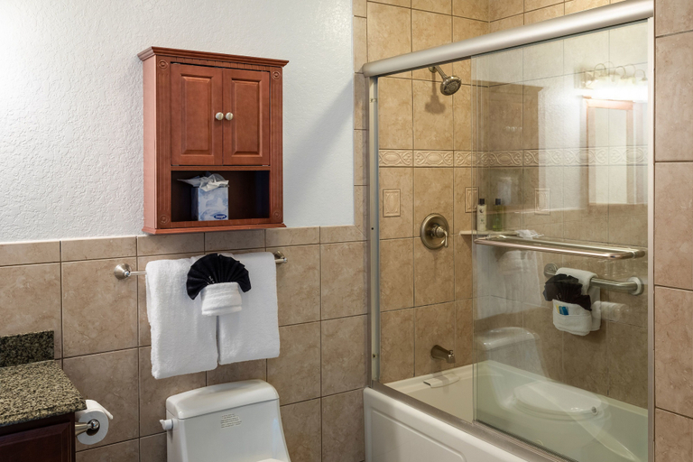 Bathroom 5, Grassy Flats Resort & Beach Club, Monroe