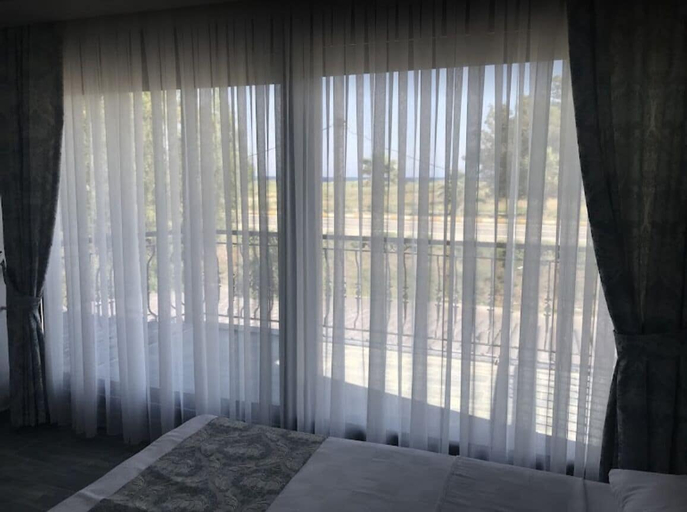 Bedroom 2, OZBEK APART OTEL, Seferihisar