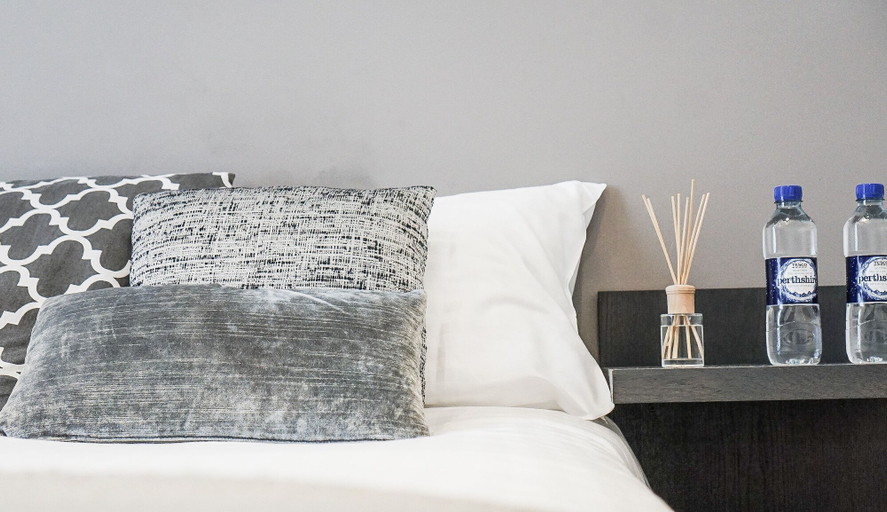 Bedroom 4, The Hurdwick, London