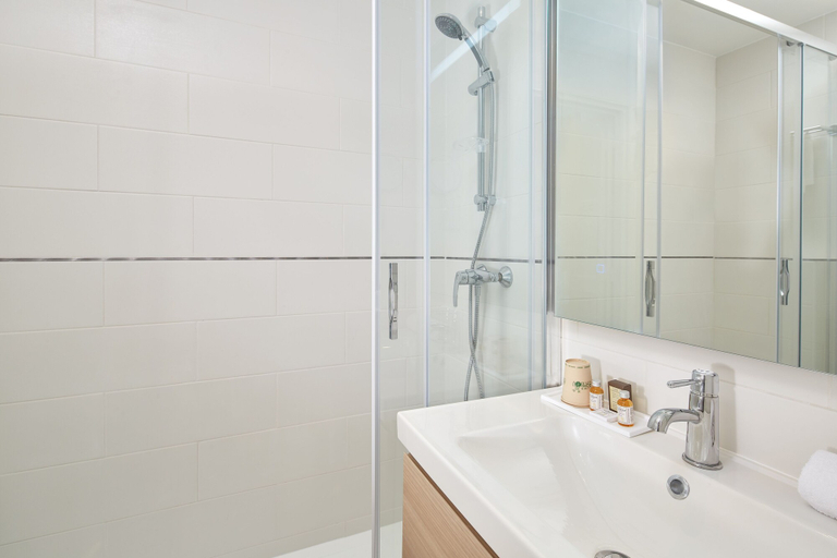 Bathroom 5, Hotel Résidence Paris Asnières, Hauts-de-Seine