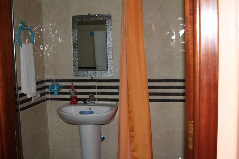 Bathroom 4, Maliana Star, Tétouan