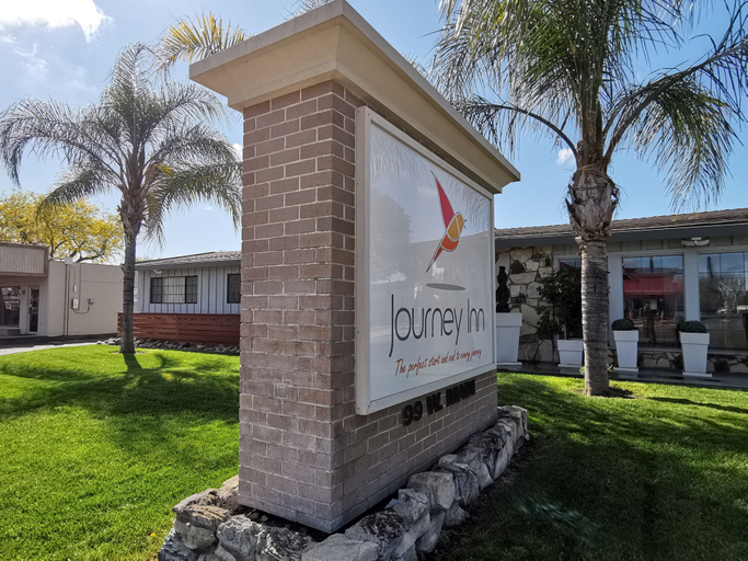 Exterior & Views 2, Journey Inn, Yolo