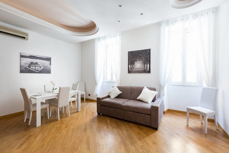 Others 3, The Colosseum Suite, Rome