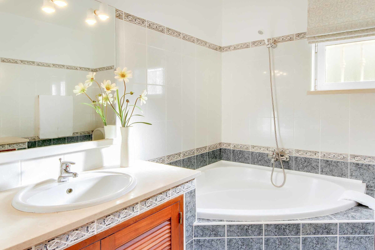 Bathroom 4, Villa Ceylon, Albufeira