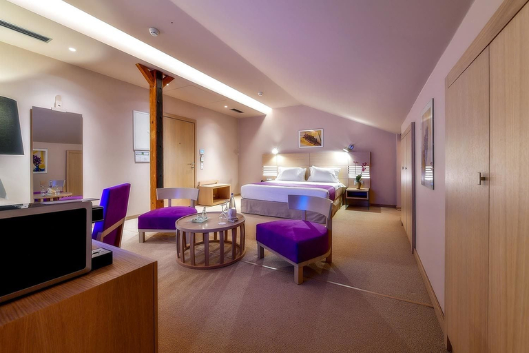 Bedroom 3, Hydrama Grand Hotel, East Macedonia and Thrace
