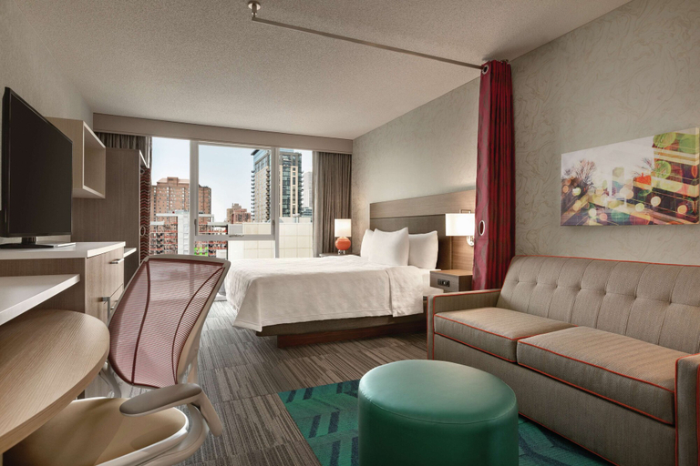 Bedroom 3, Home2 Suites by Hilton Chicago River North, Cook