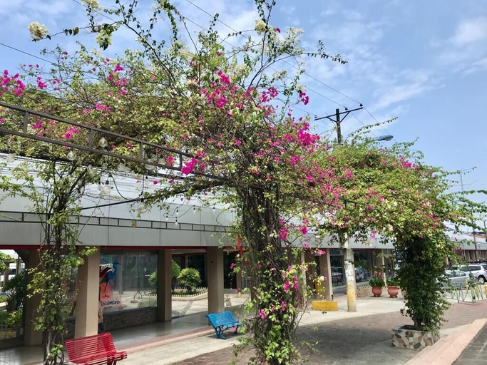 Exterior & Views 2, Villa Garza Inn, Guayaquil
