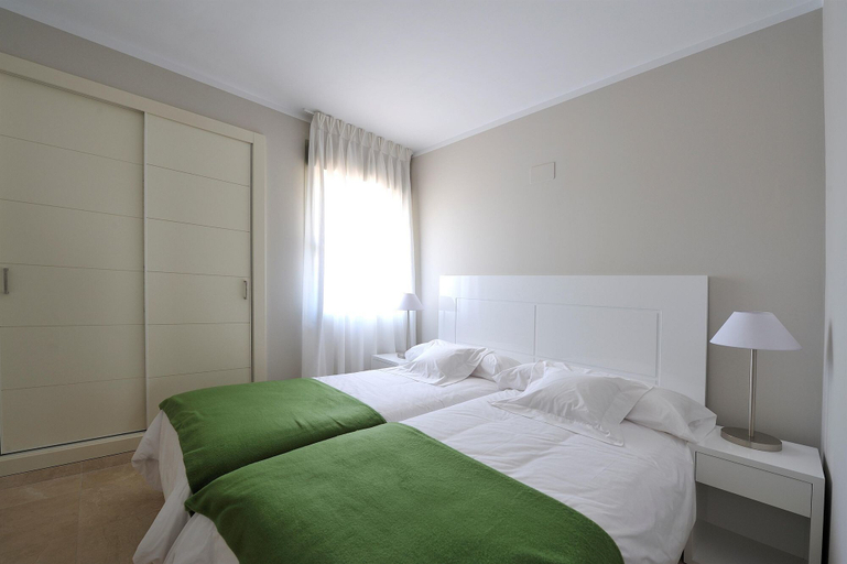 Bedroom 4, Las Colinas Golf & Country Club, Alicante