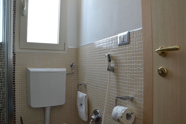 Bathroom 4, Affittacamere Torre Lapillo, Lecce