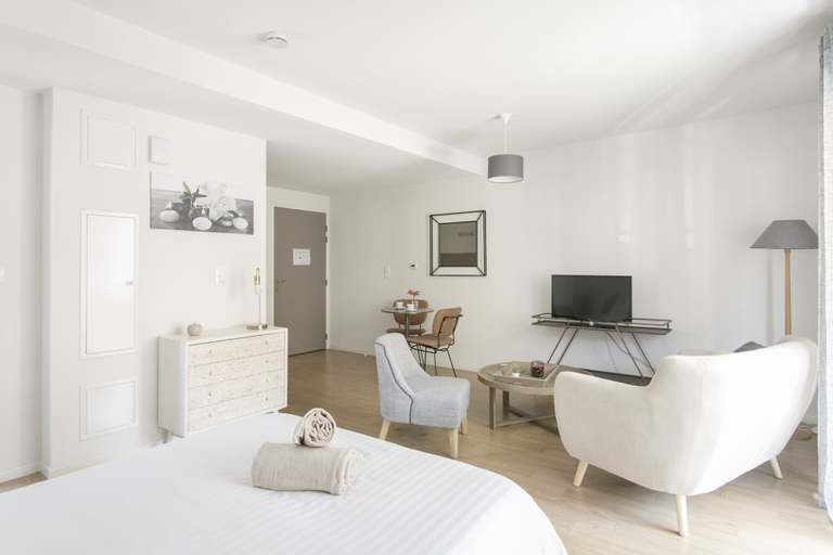 Bedroom 3, Zenao Appart'hôtels Mulhouse, Haut-Rhin