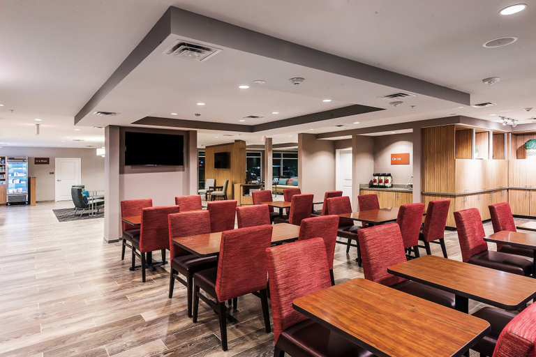 Food & Drinks 4, TownePlace Suites by Marriott Austin Parmer/Tech Ridge, Travis