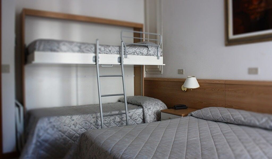 Bedroom 3, Hotel Meublé Zenith, Udine