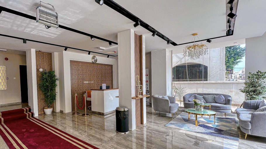 Bathroom 4, daar almaqam suites , Salalah