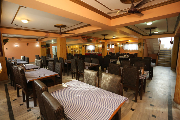 Food & Drinks 4, Hotel New Mamta, Srinagar