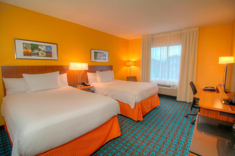 Bedroom 4, Fairfield Inn and Suites by Marriott Jupiter, Palm Beach