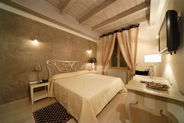Bedroom 3, Boutique Hotel Residenza la Ceramica, Ancona