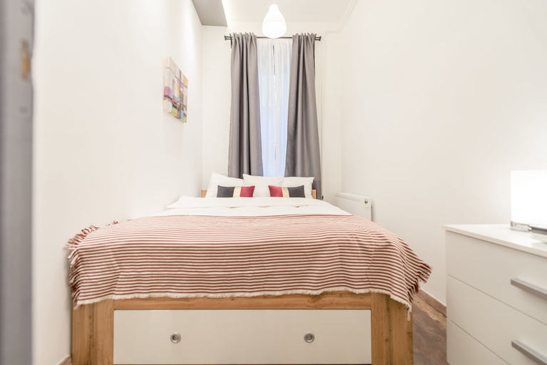 Bedroom 3, Venus Apartments - Almassy Park, Budapesti
