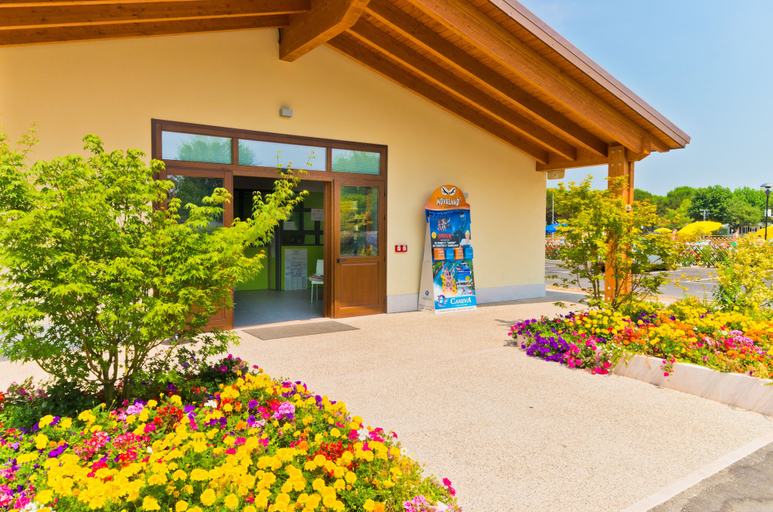 Exterior & Views 2, Campeggio del Garda, Verona