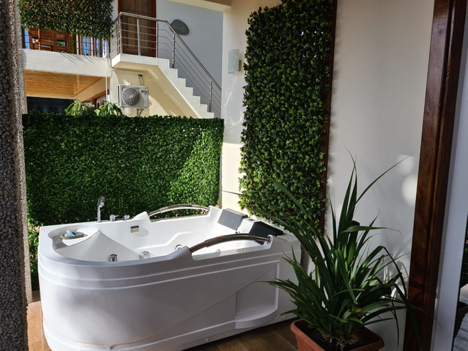 Bathroom 4, La Digue Luxury Beach Bungalow Spa & Gym, Diana